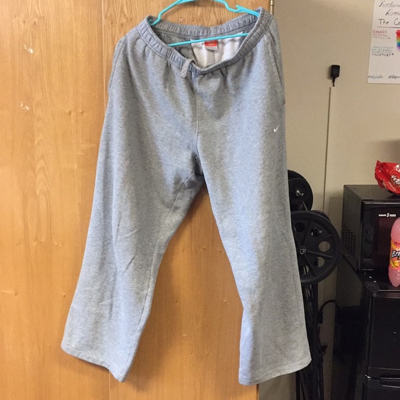 Nike marching Sweatpants & Hoodie - Picture 2 of 3